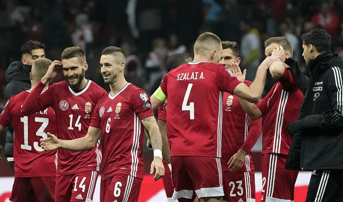 希腊碾压波兰,伊布统治全场 希腊碾压波兰,伊布统治全场