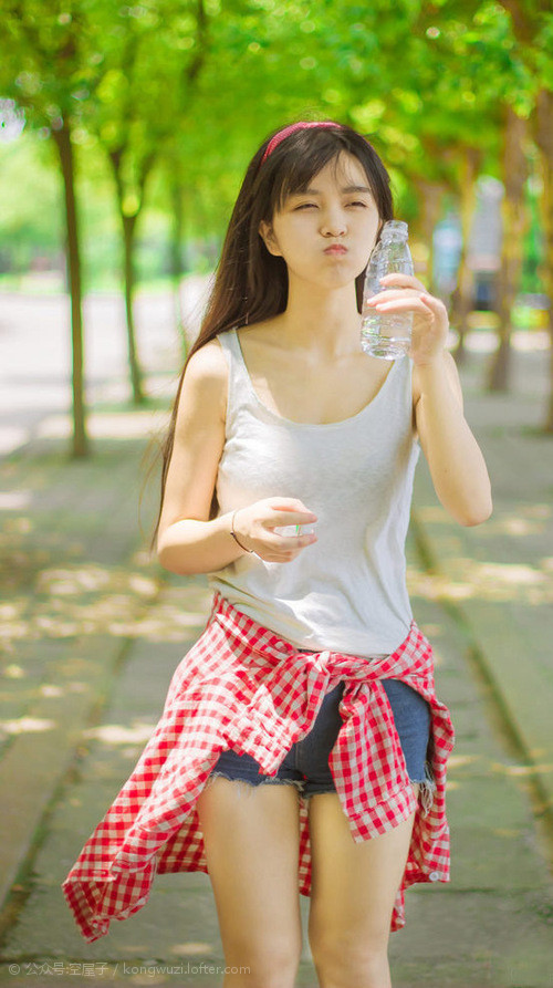 当活塞以冲垮山西队的方式冲击禁区，拉梅洛的杀伤艺术正在重塑现代篮球